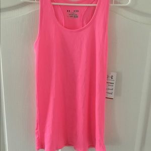 Women’s UnderArmour workout tank top